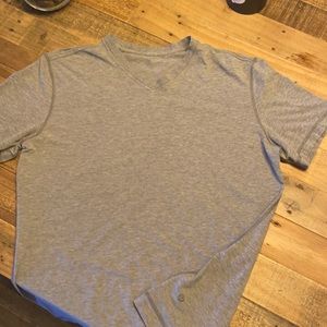 Lululemon 5 year V Neck